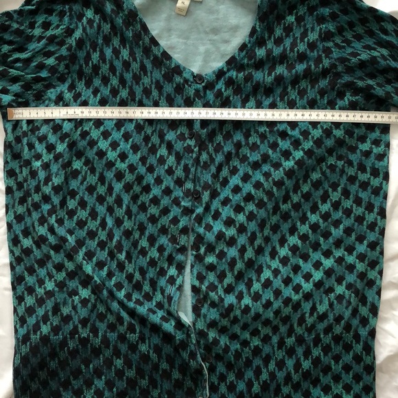 3/4 length Button-Up Patterned Cardigan - Picture 11 of 15